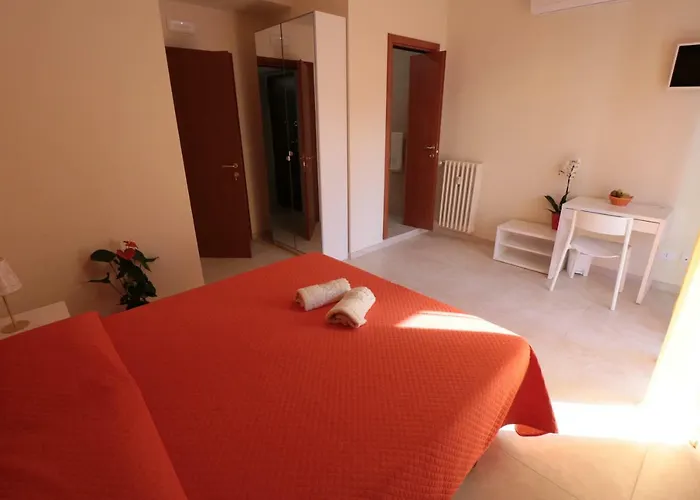 Casati81 Nocleg ze śniadaniem 3*